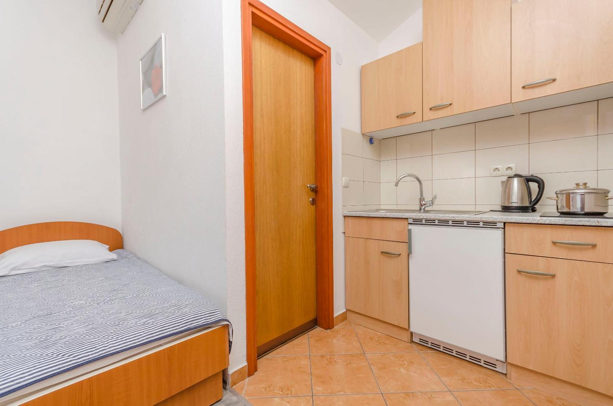 Apartments Rajka Vodice Exterior photo