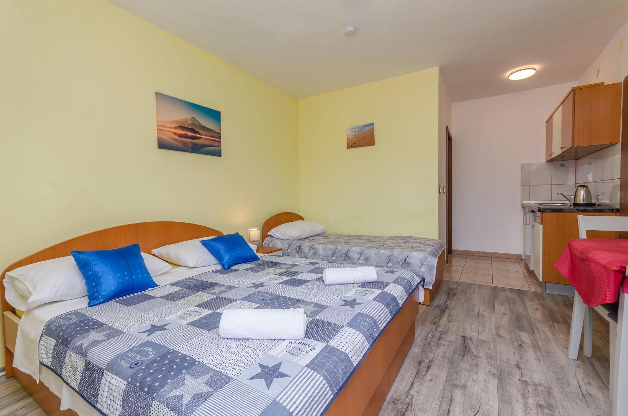 Apartments Rajka Vodice Exterior photo