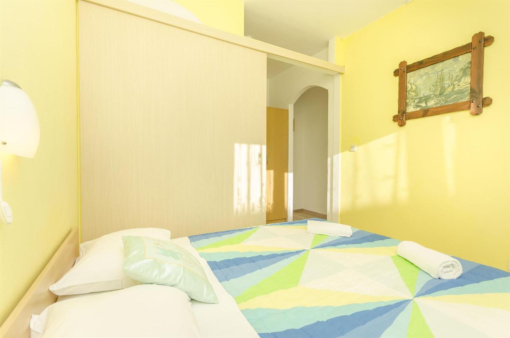Apartments Rajka Vodice Exterior photo